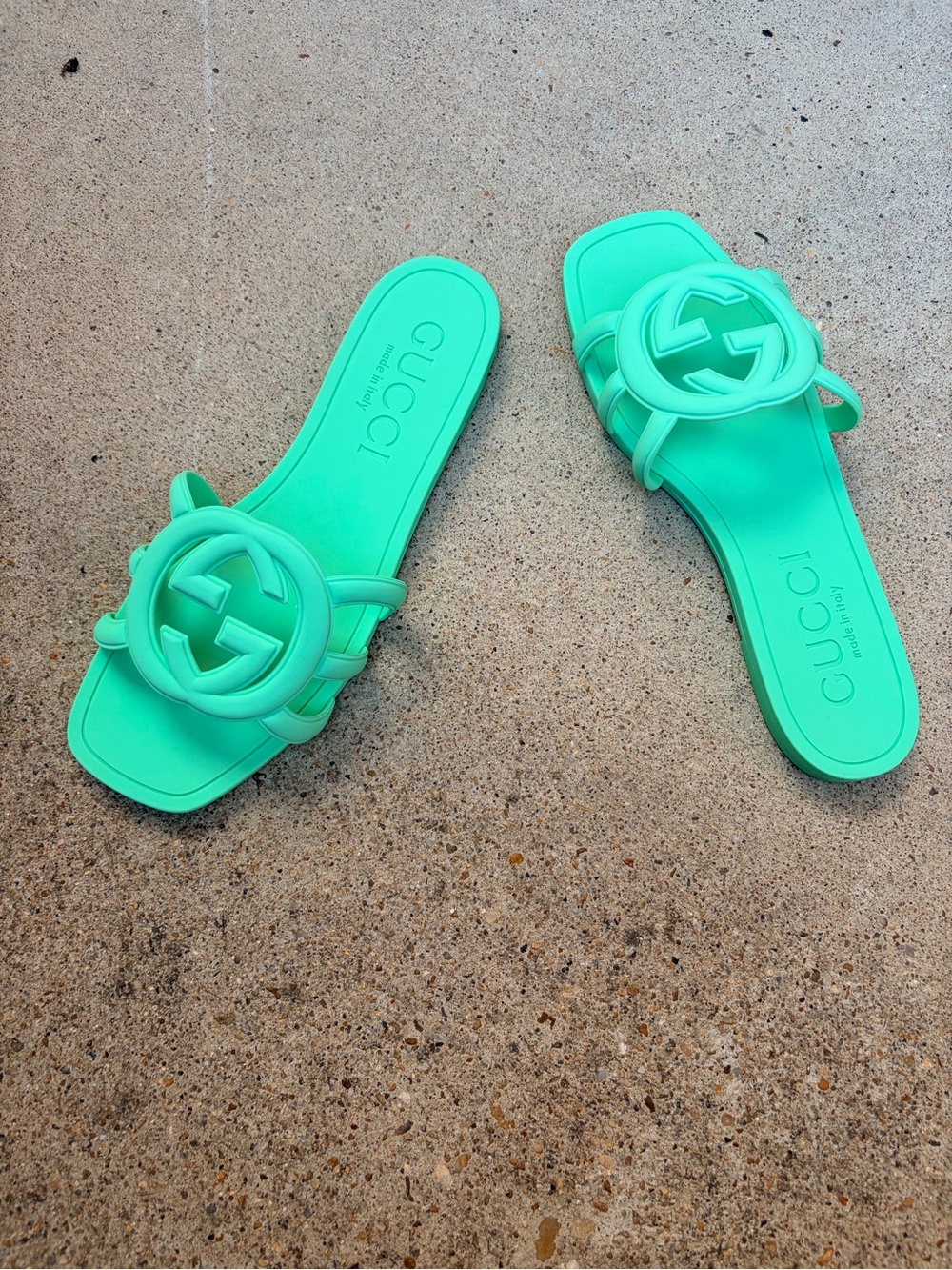 Gucci Mint Green GG Logo Slide Sandals - Size 38 - Picture 4 of 5
